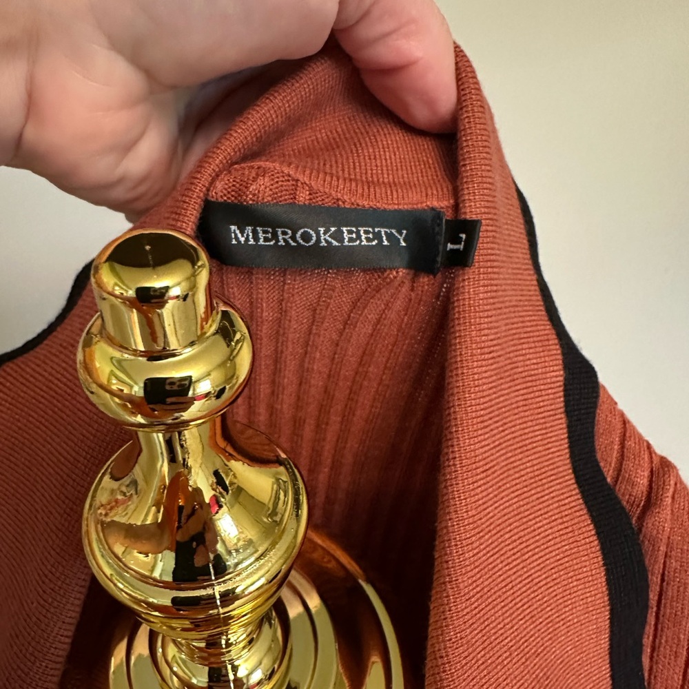 Long-Sleeve Ribbed Midi Dress in Rust with Black Trim - Picture 2 of 3
